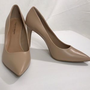 Christian Siriano nude heels